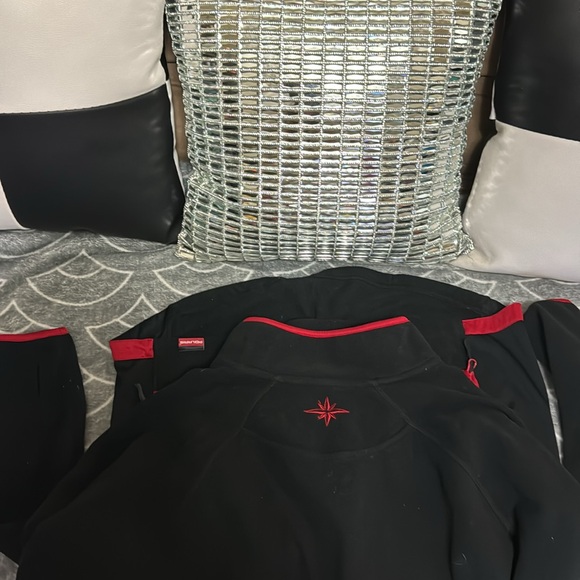 Polaris 1/4 zip sweater - Picture 3 of 3